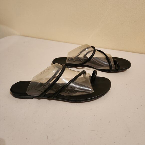 Reformation $128 Black Ludo Toe Ring Strappy Flat Sandals Sz 8 Vacay Resortwear - Picture 1 of 13